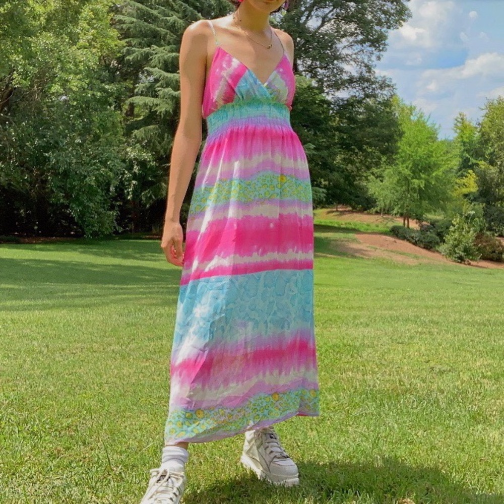 Candy colored rainbow dye dress 🍭🍬